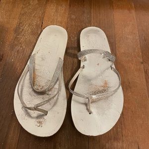 Silver Pedro Garcia flats Size 7/7.5